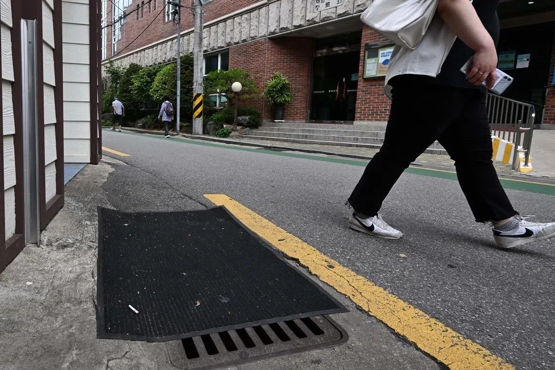 Seoul's Persistent Sewer Odour Problem Defies Easy Solutions Despite Decade-Long Efforts