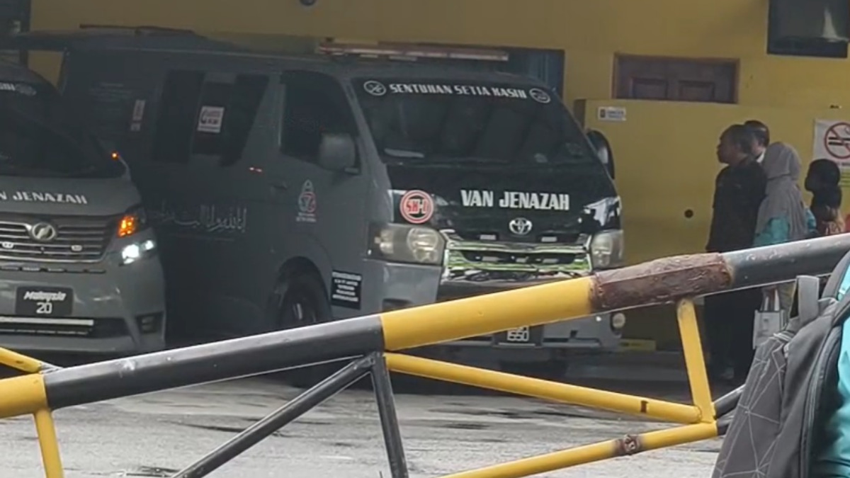 Three Perak Residents Killed in JIM Lorry Collision in KL