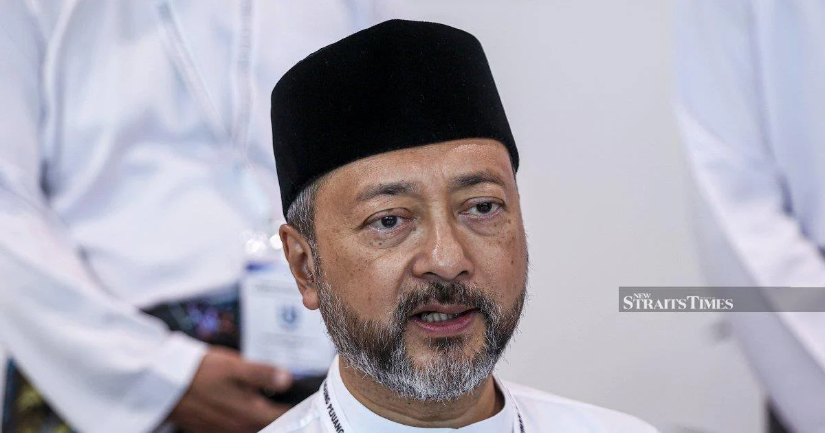 Pejuang's PN Entry Signals Wider Push for Opposition Unity, Says Mukhriz