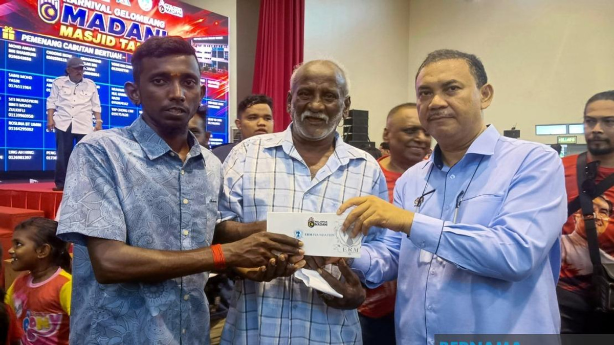 MADANI Carnival Delivers Aid to 2,000 Masjid Tanah Residents