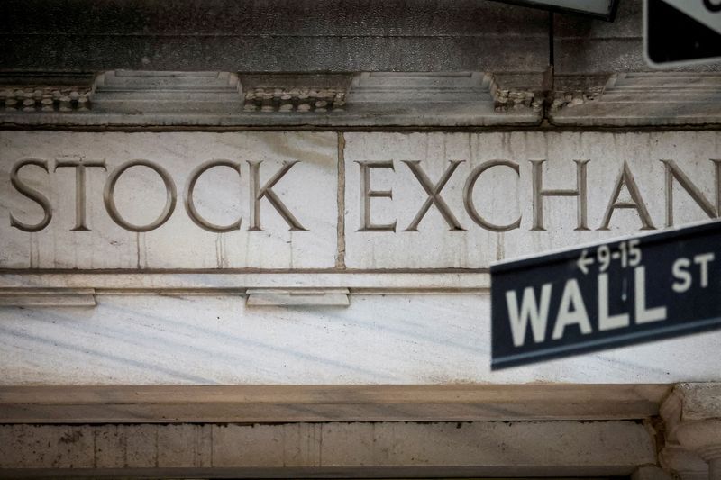 Wall Street's Latest Investing Craze: New ETFs Betting Big on AI and the 'MANGOS' Stocks