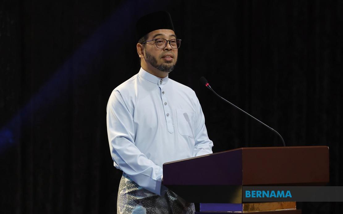 Unity Among Muslims Essential to Navigate Global Challenges, Says Zulkifli