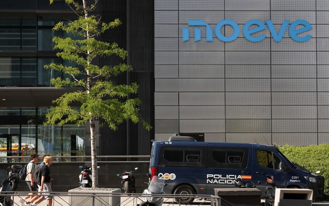 Fire Breaks Out at Madrid's Torre Moeve, Spain's Second-Tallest Skyscraper