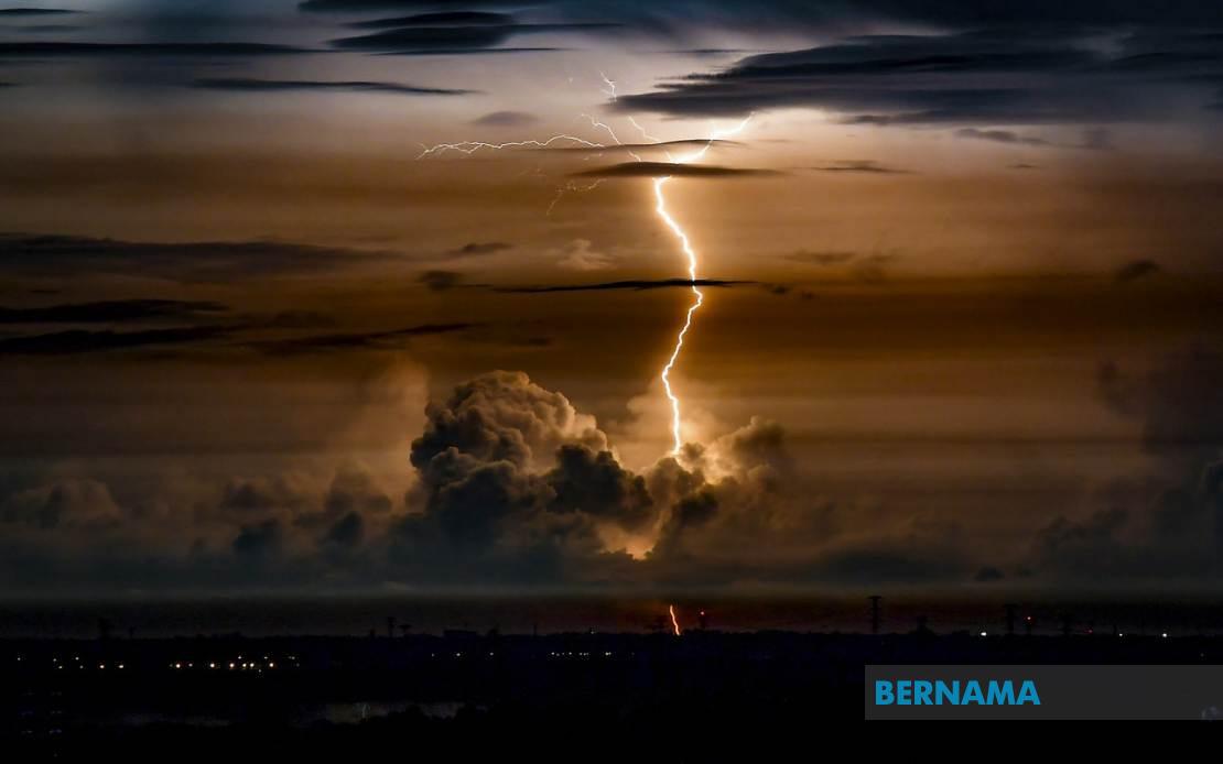 Four States Braced for Severe Weather as MetMalaysia Issues Thunderstorm Alert