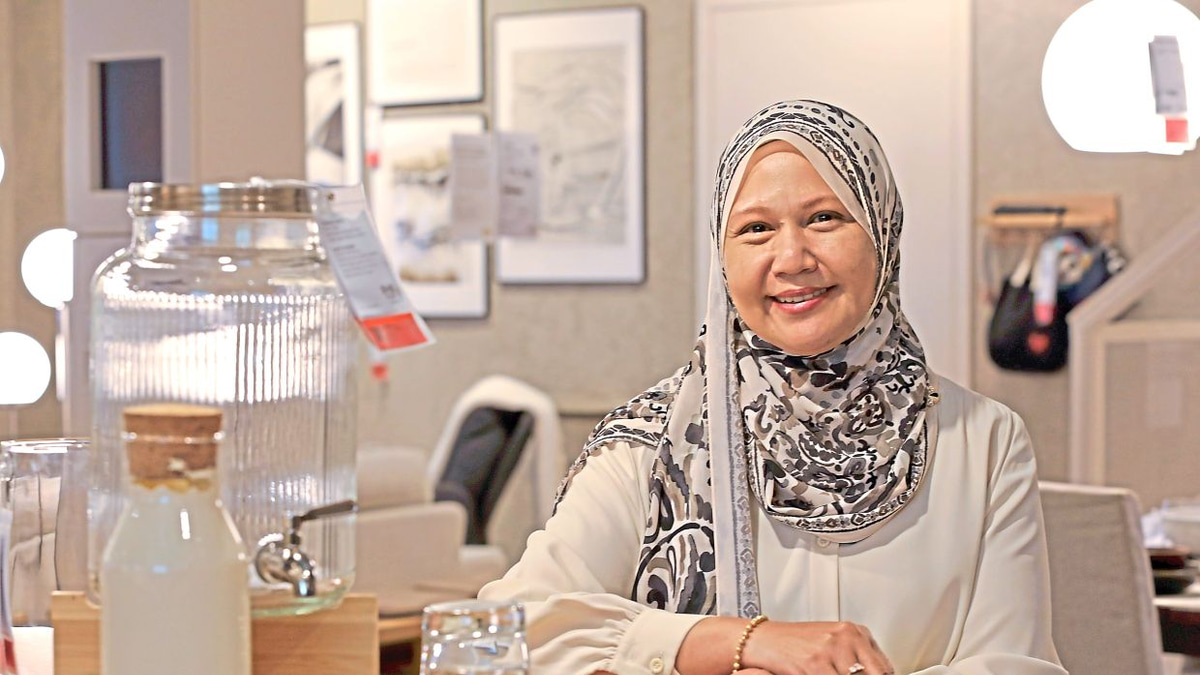 Beyond the Paycheck: Why Some Malaysian Workers Build Decades-Long Careers in One Company