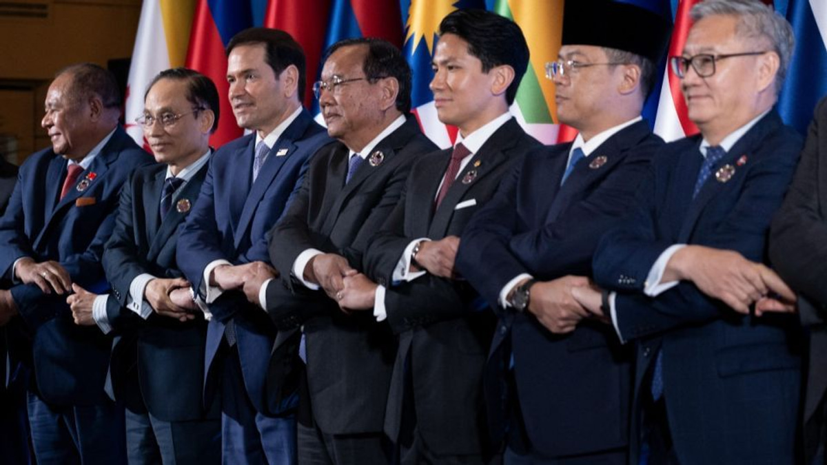 Asean pushes for safe shipping through Strait of Hormuz amid Middle East tensions