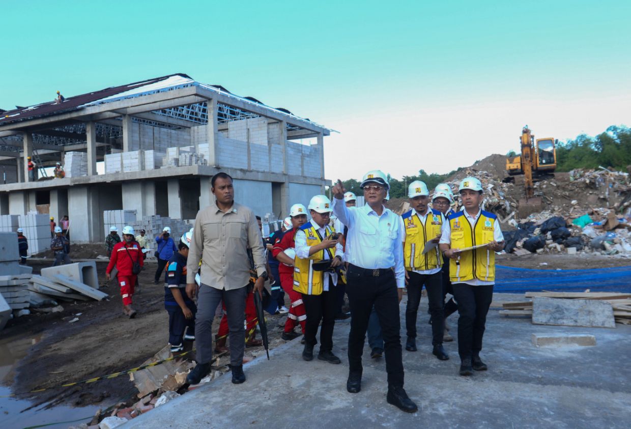 Indonesian Public Works Minister Faces Scrutiny Over Family Members on Official US Delegation