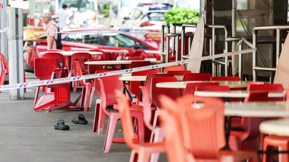 Singapore man jailed 17 months for chair attack on stabbing victim