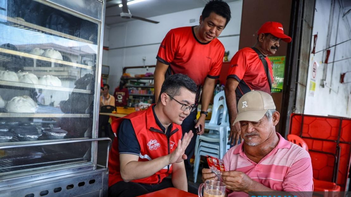 Chiong Banks on Development Record as He Seeks to Retain Bukit Batu in Johor Election