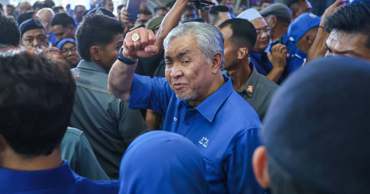 Barisan Nasional targets stronger showing in Johor election, Zahid says
