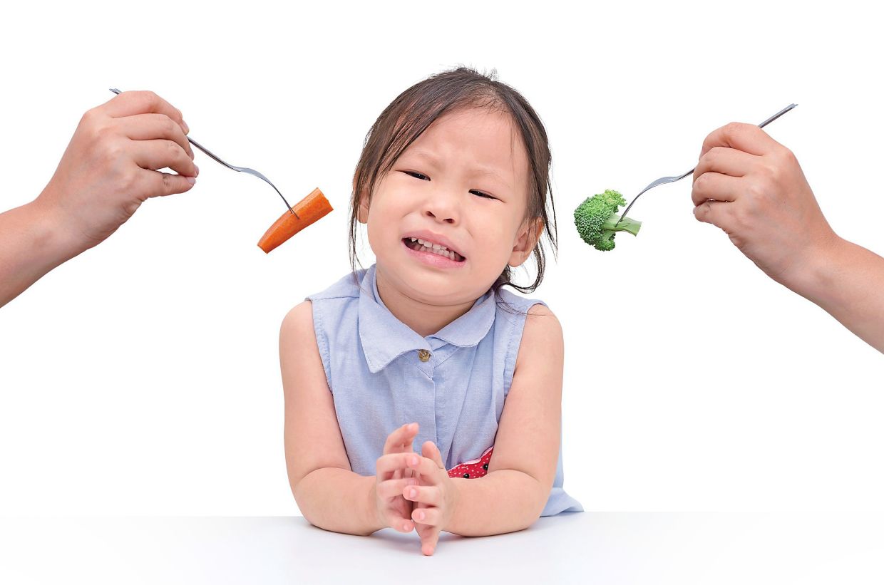 When Your Child Refuses to Eat: A Paediatrician's Guide to Picky Eating