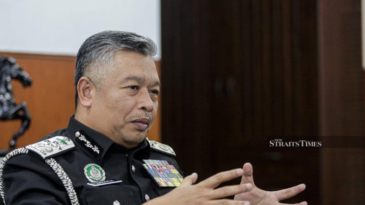 Major passport forgery ring dismantled in Putrajaya; RM200,000 traced in mastermind's e-wallet