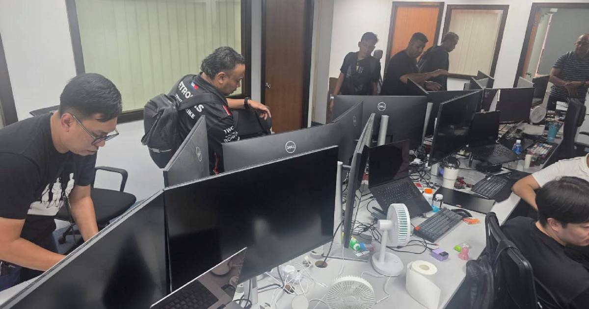 Eleven Arrested in Kuala Lumpur Football Betting Ring Bust, Six South Korean Nationals Held