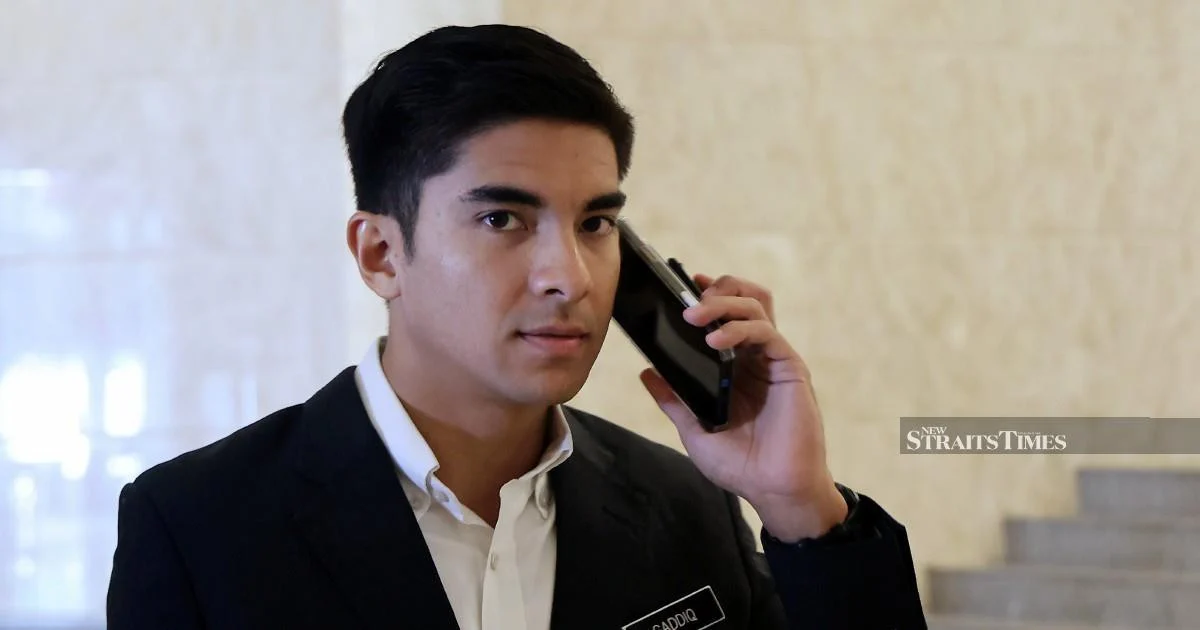 Tunku Ismail Criticises 'Hollywood' Politics, in Apparent Dig at Syed Saddiq