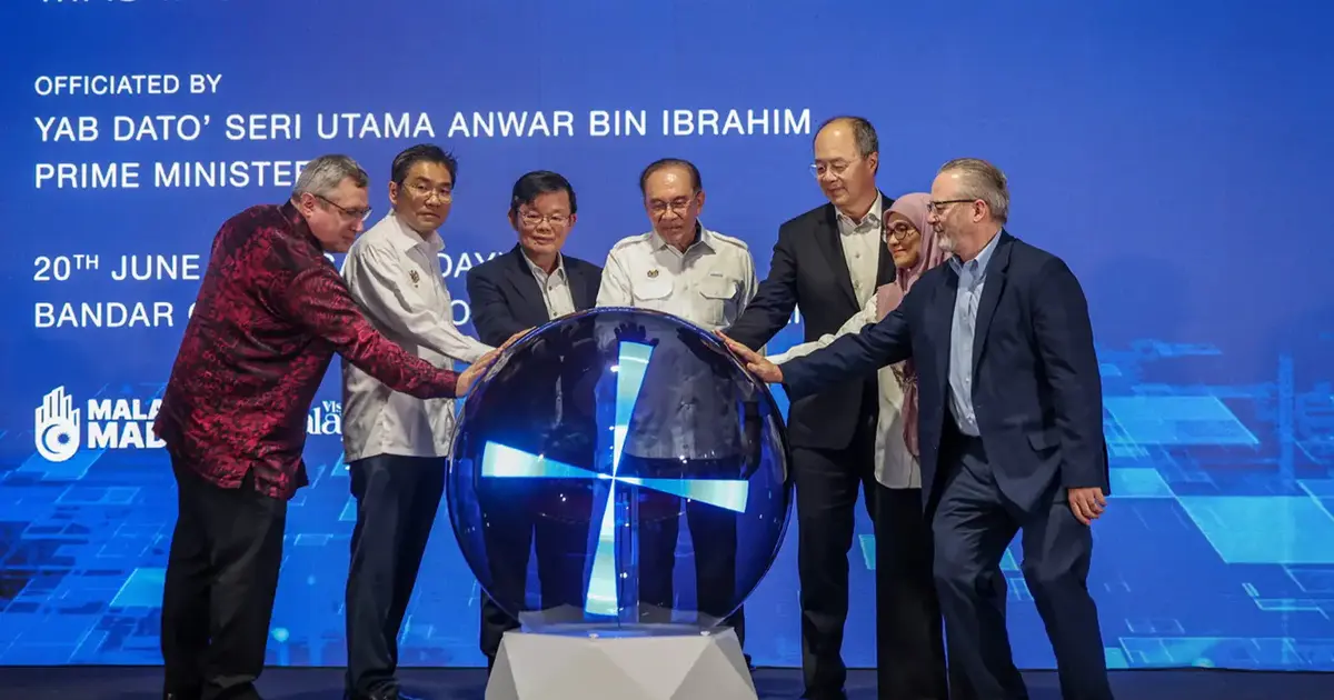 Anwar Appoints Semiconductor Industry Adviser to Bridge University Partnership Gap
