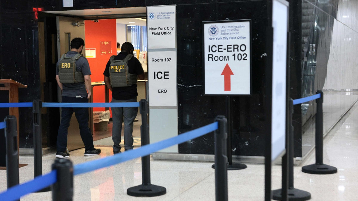 Johns Hopkins Researcher Detained by US Immigration Agents as Airport Arrests Accelerate