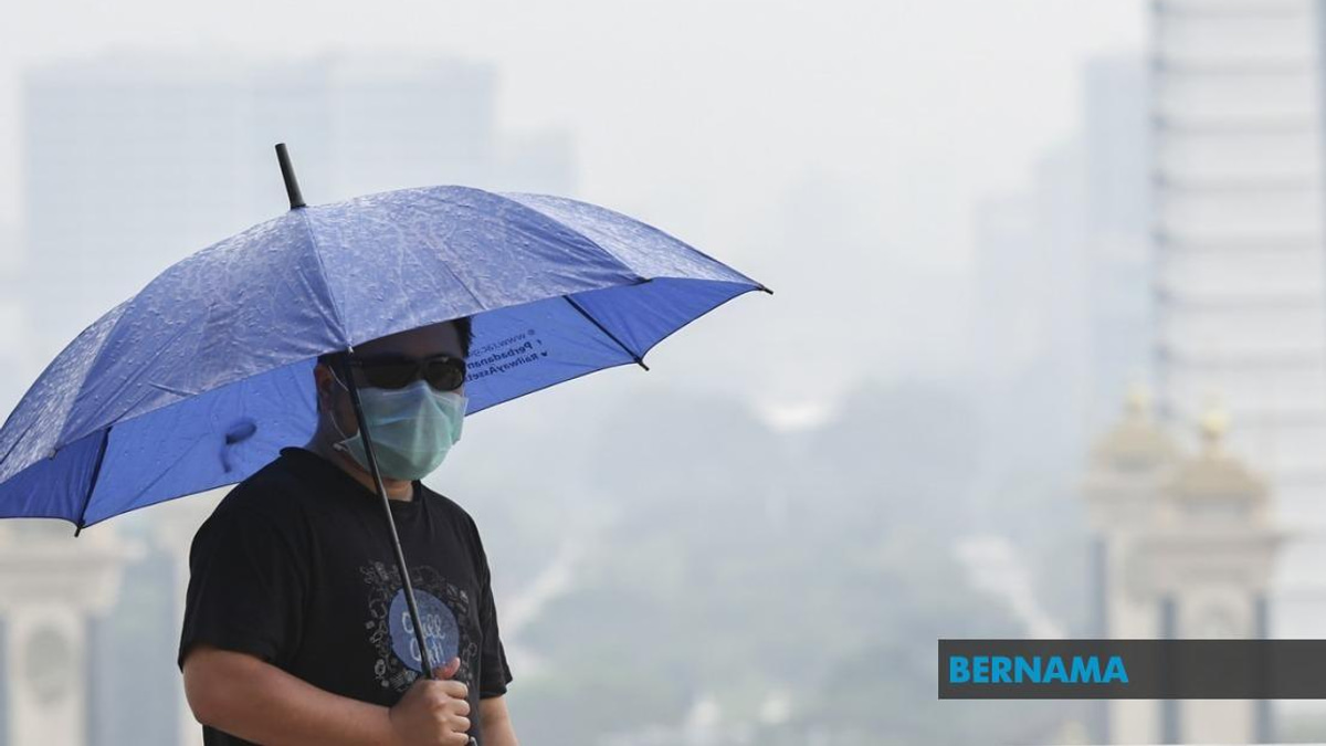 Serian Breaches Unhealthy Air Quality Threshold as Haze Risk Looms Across Sarawak