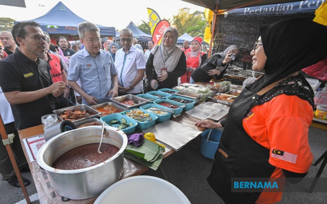 RM9.8 Billion Microfinance Push Targets Street Traders and Small Entrepreneurs