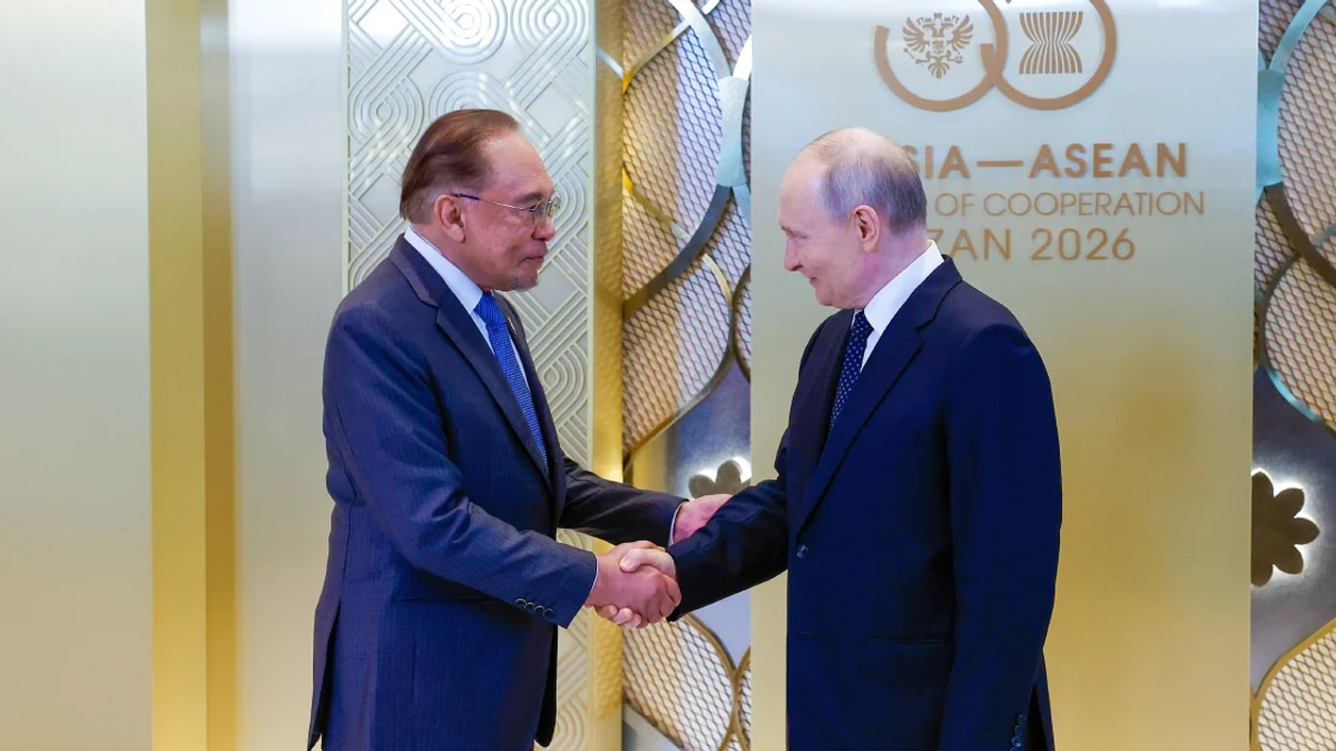 Putin pledges stable energy supply to Malaysia as Anwar deepens Moscow ties