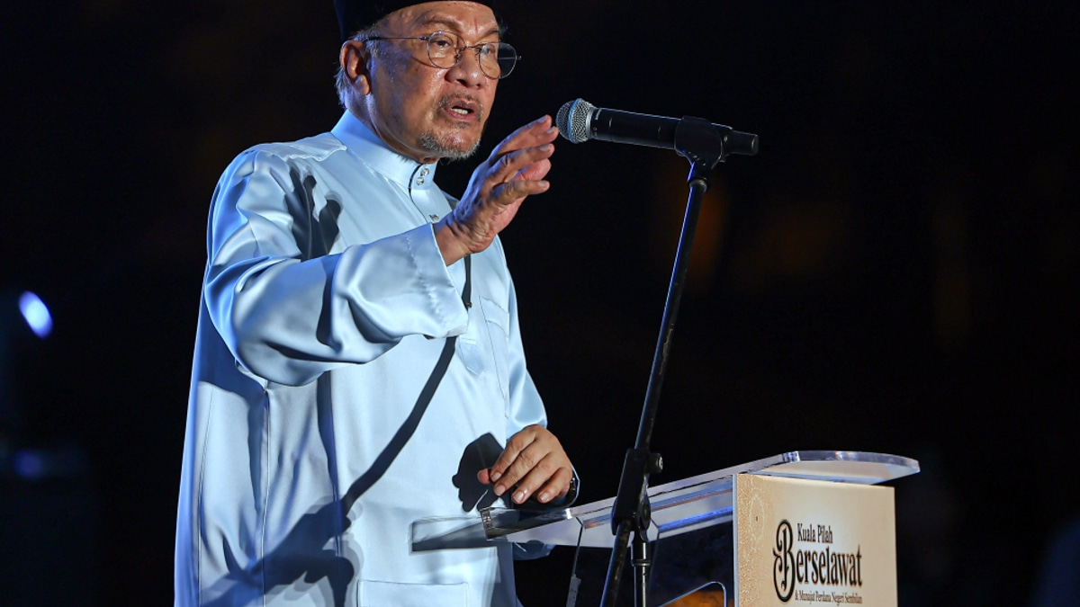 Anwar Ibrahim Commits to Full Transparency on Tabung Haji Inquiry, Pledges End to Cover-Ups