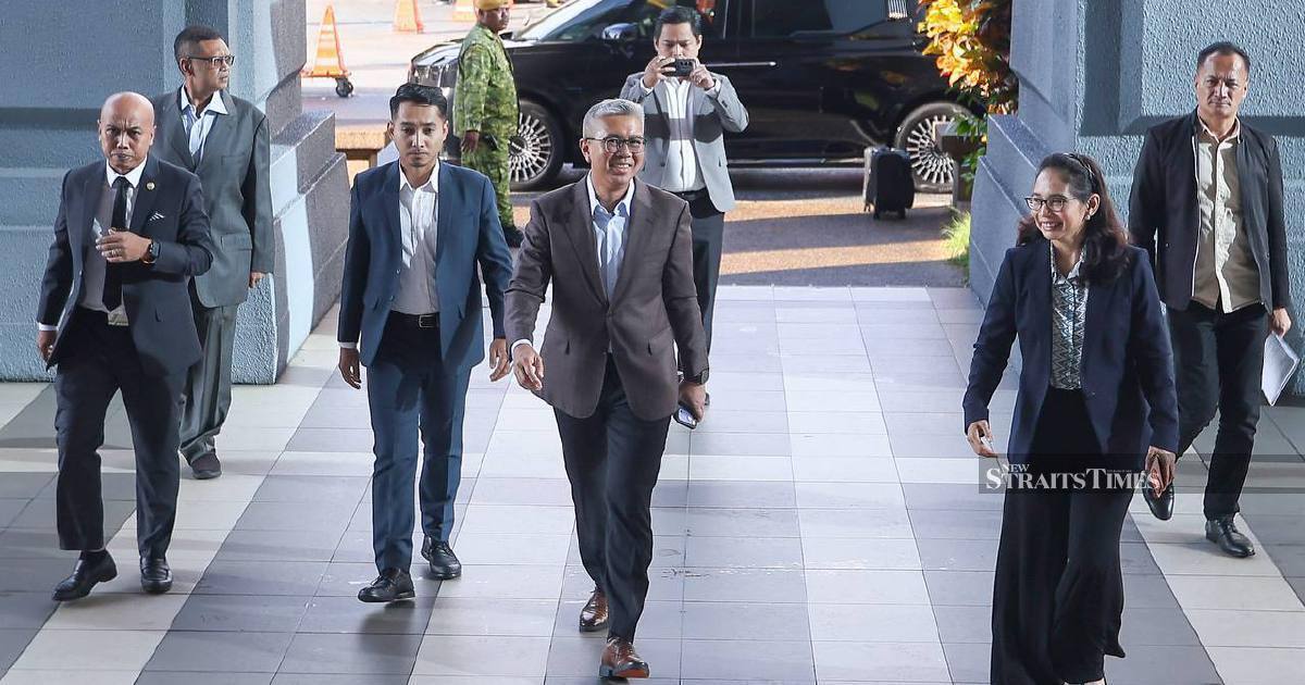 Former Finance Minister Tengku Zafrul Testifies in Muhyiddin's Jana Wibawa Trial