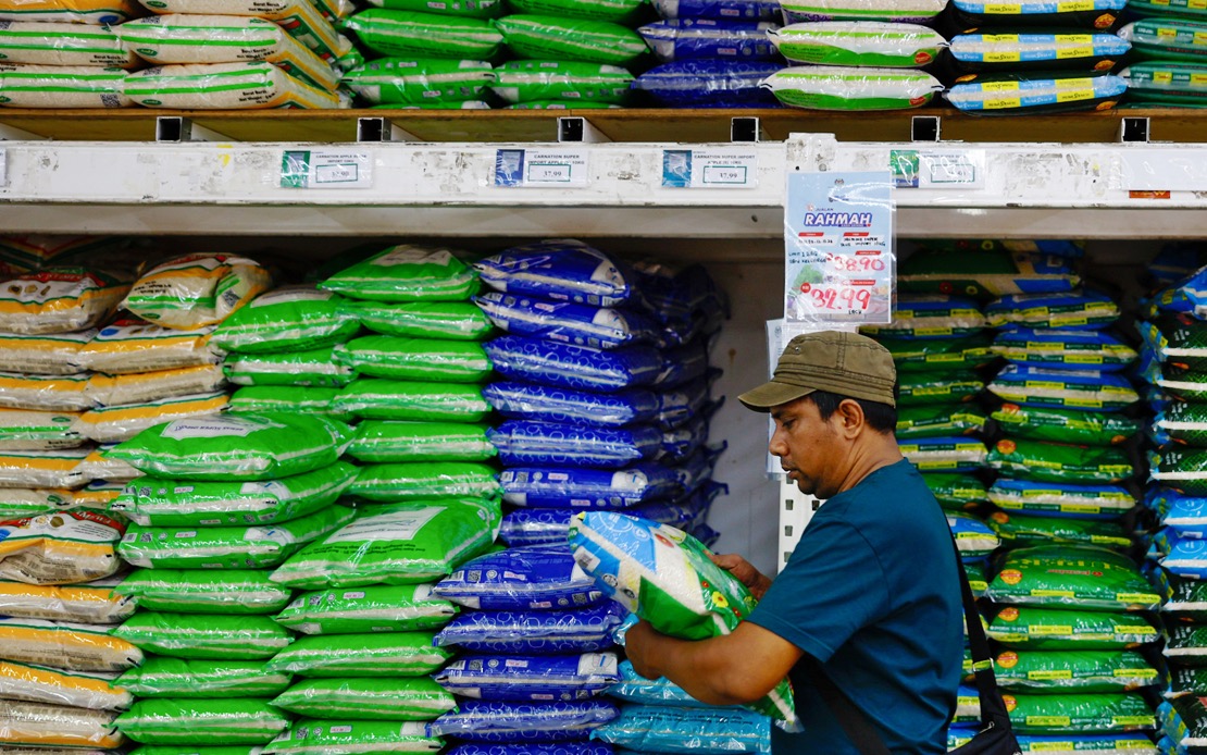 Malaysia's Rice Reserves Sufficient for Six Months, Deputy Minister Assures Amid Regional Tensions