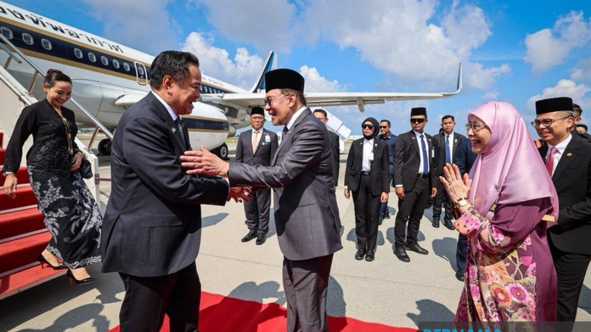 Thailand PM Anutin Arrives in Malaysia for Bilateral Visit