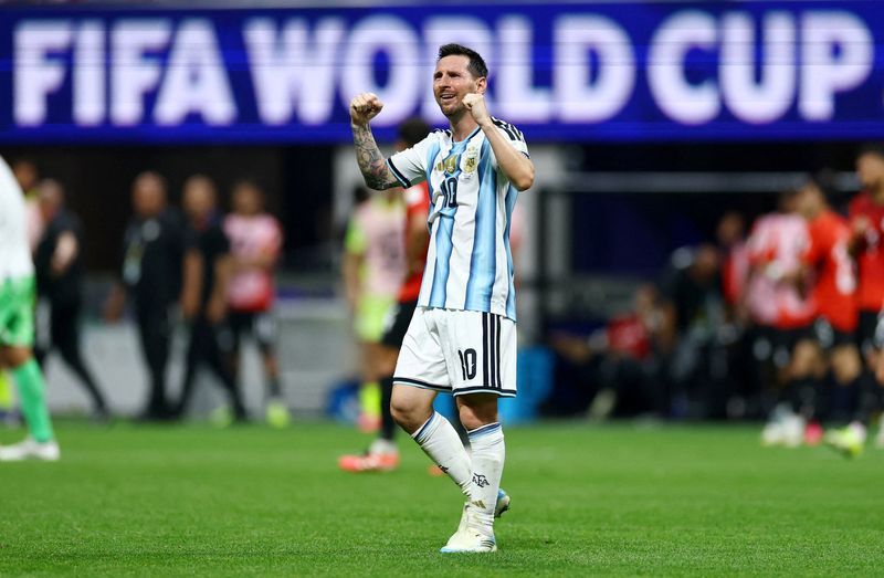 Argentina's Resilience Under Fire: How Adversity in the Knockout Rounds Could Forge Champions