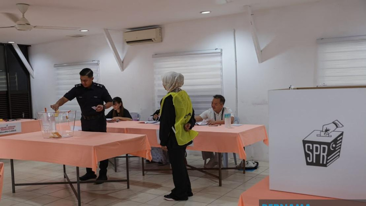 Early Voting Underway in Negeri Sembilan as Security Forces Cast Ballots