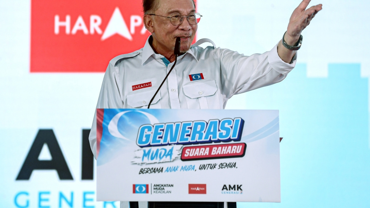 Anwar calls on Gen Z to reject divisive politics, seek merit-based leadership