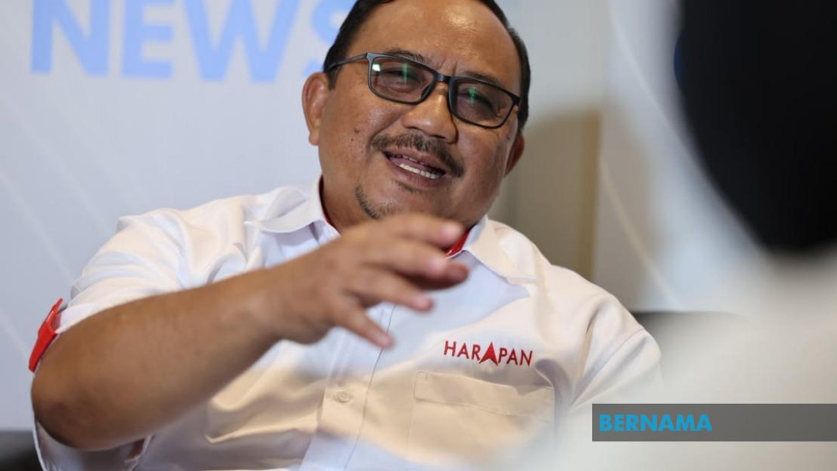 Onn Abu Bakar Proposes Wireless System to Bridge Digital Divide in Johor's Senggarang