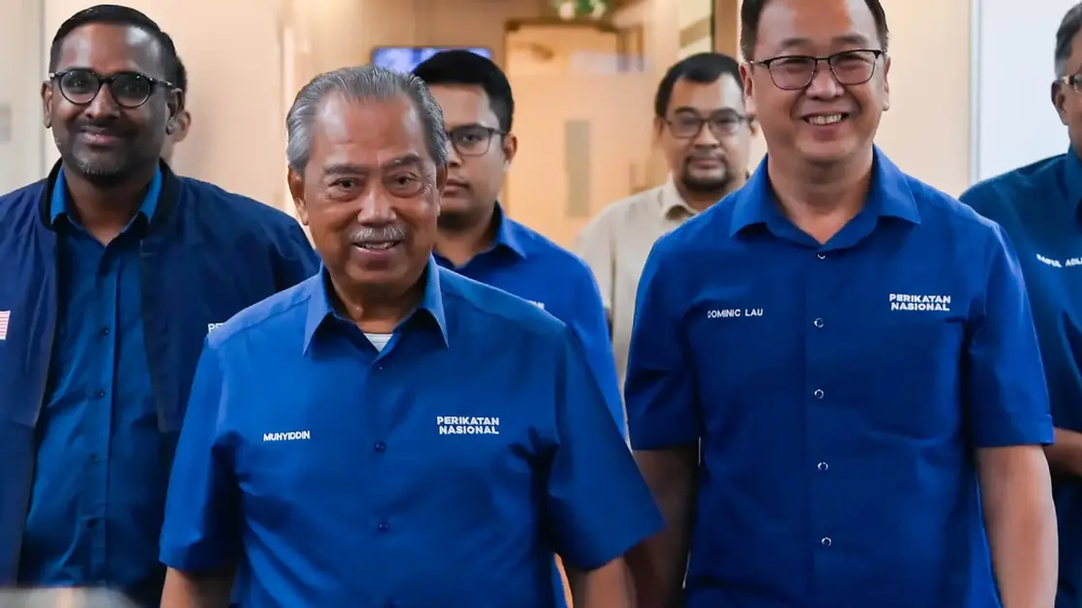 Political Shift Looms as Analysts Urge Bersatu to Exit PN with Coalition Partners