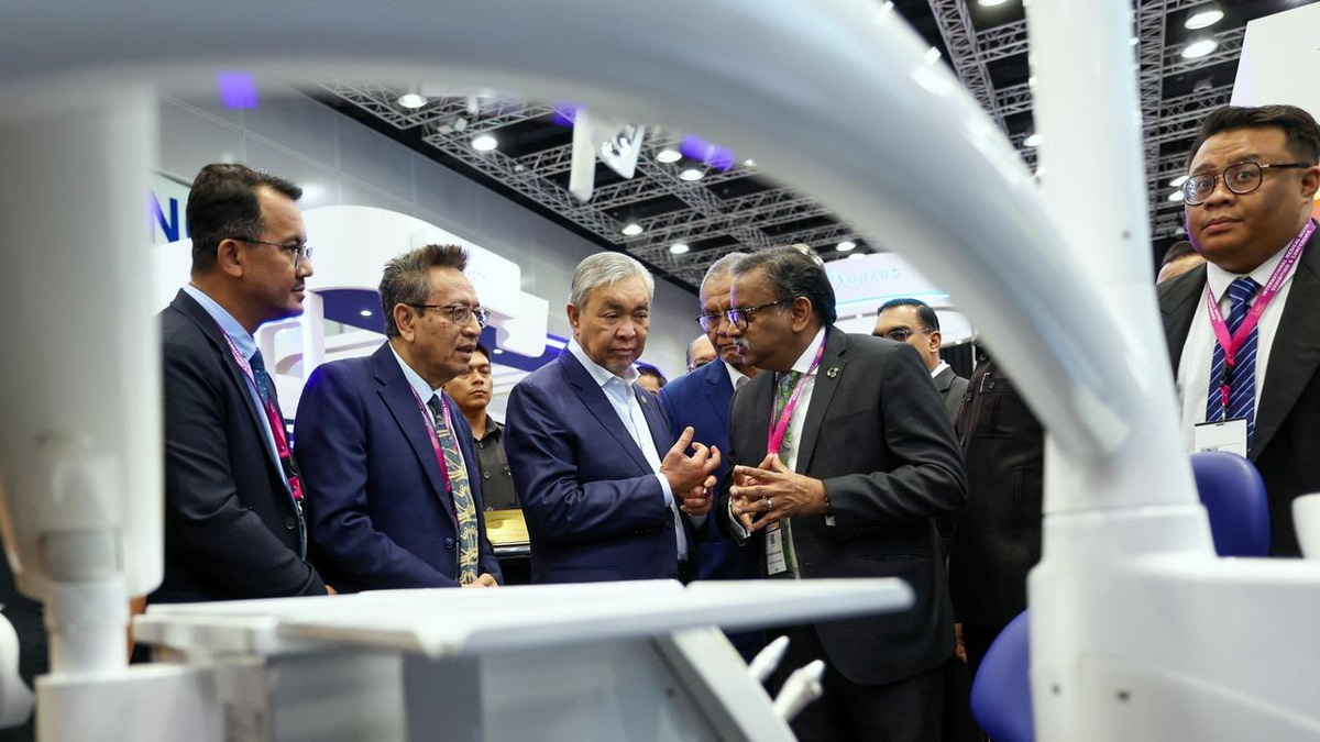 Malaysia Targets RM50 Billion in Medical Device Exports by 2030, Seeks Home-Grown Champions