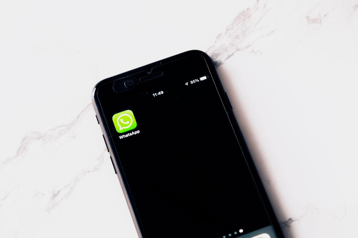 WhatsApp Tests Age Verification in India as Meta Faces Regulatory Pressure