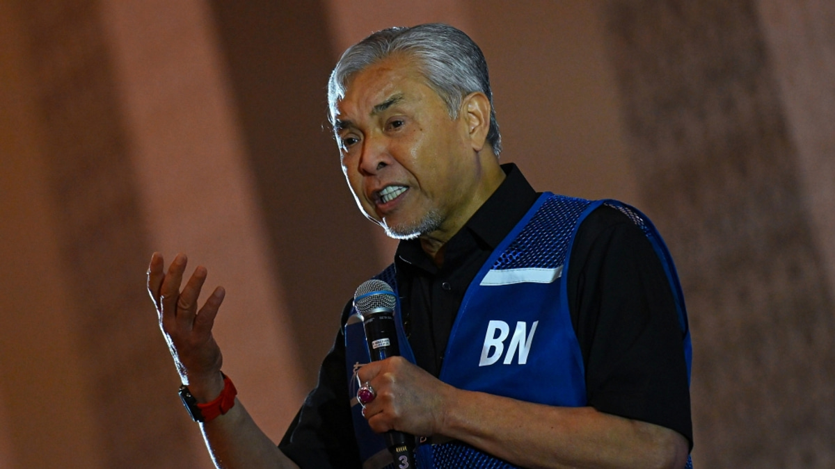 Zahid Defends BN Manifesto as Fresh Vision Amid Plagiarism Claims