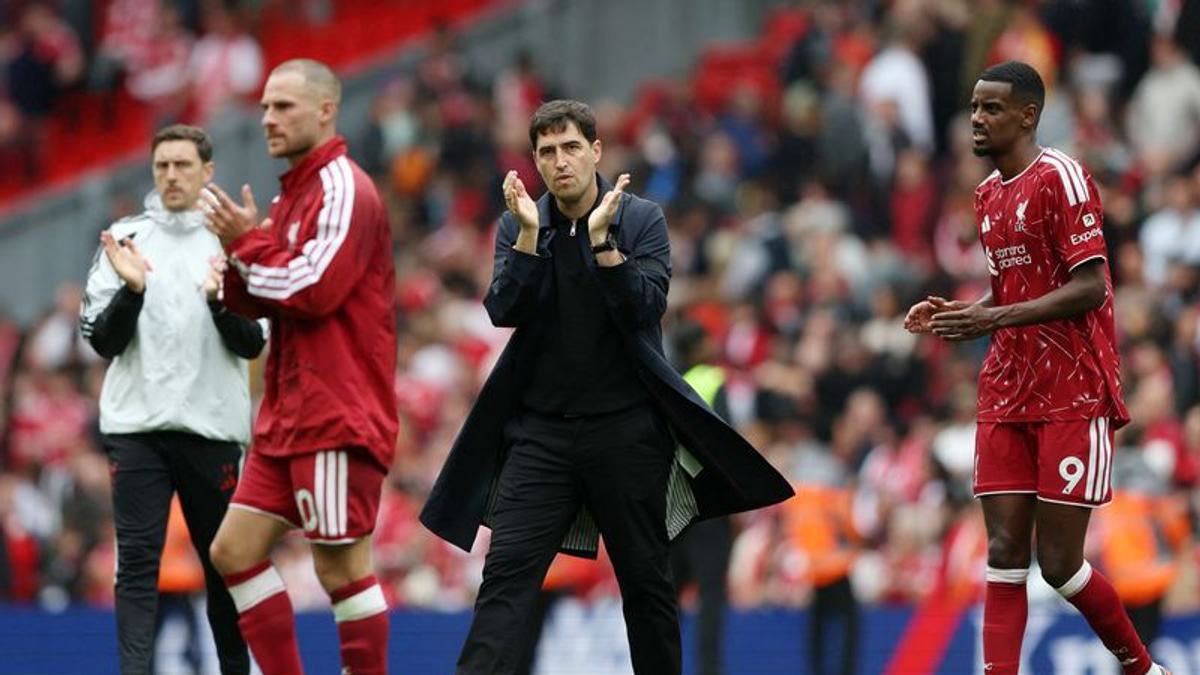 Liverpool's Iraola Sees Promise Despite Winless Start Under New Era