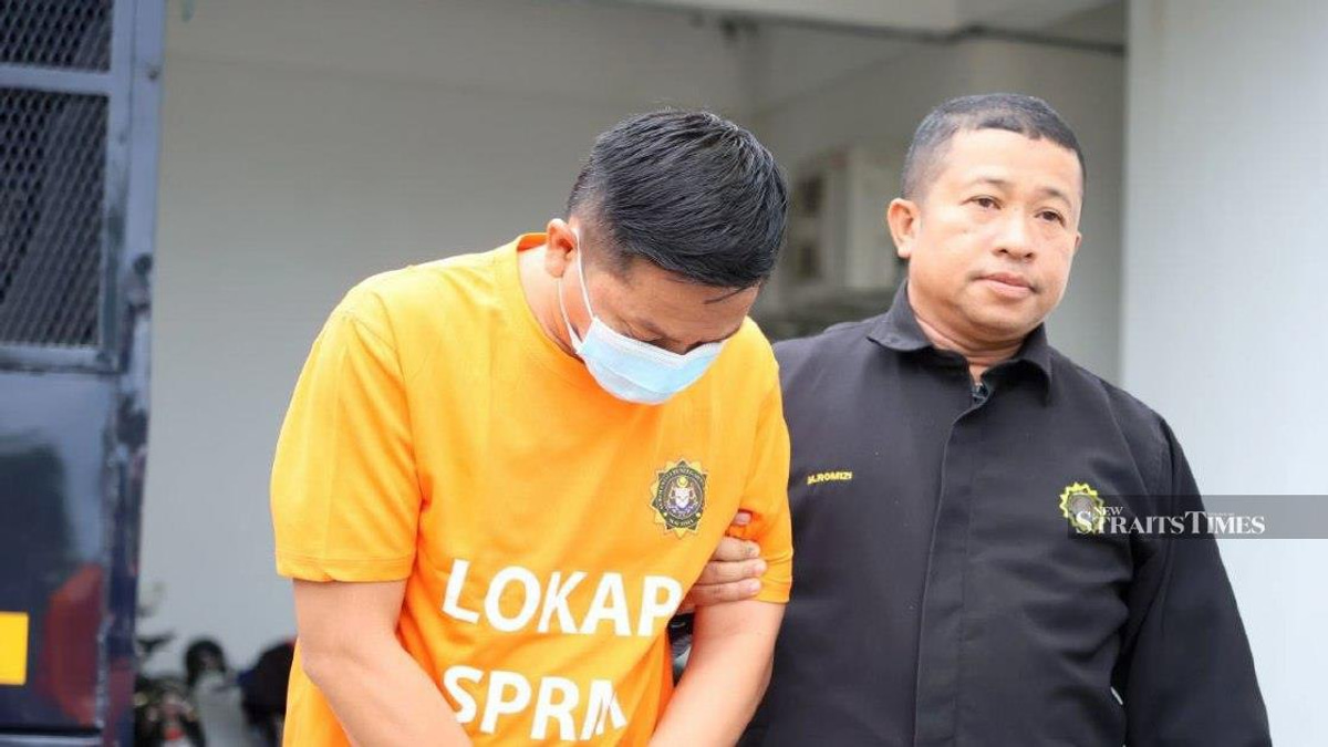 Kelantan Police Chief Held Over Alleged RM500 Bribe from UNHCR Card Holder