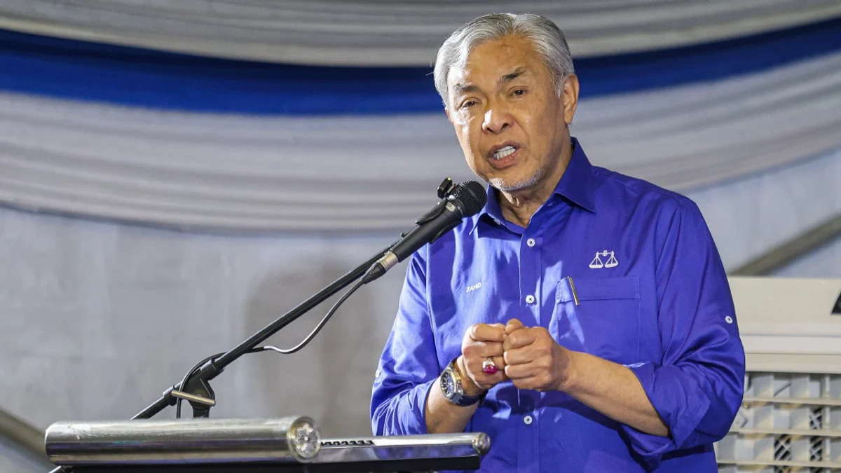 High Court Postpones Bar Council Challenge to Zahid's DNAA Pending Federal Court Appeal