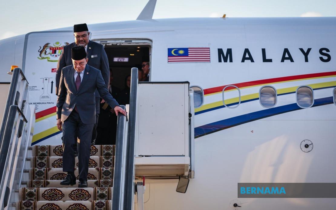 PM Anwar Arrives in Turkmenistan for Strategic Central Asian Engagement