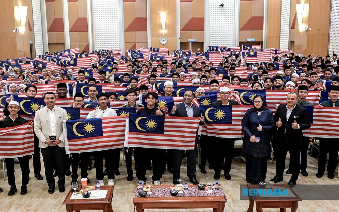Malaysia's Higher Education Ministry Steps Up Vigilance Over Students in West Asia Amid Regional Tensions