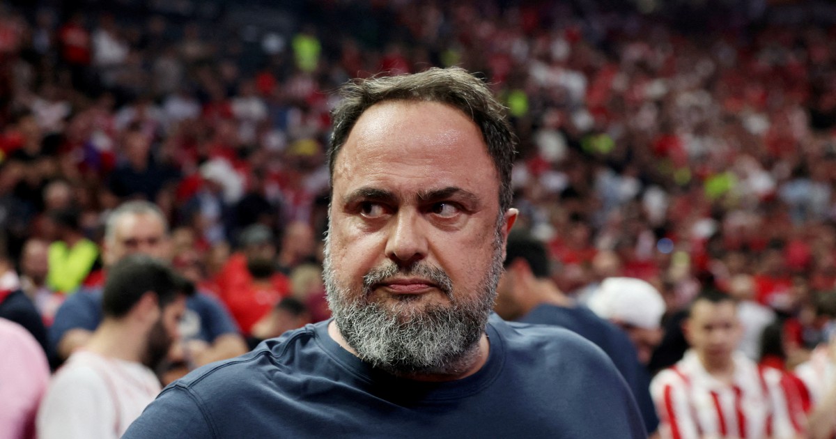 Marinakis Launches Legal Action Against Crystal Palace Over Fan Banner Incident