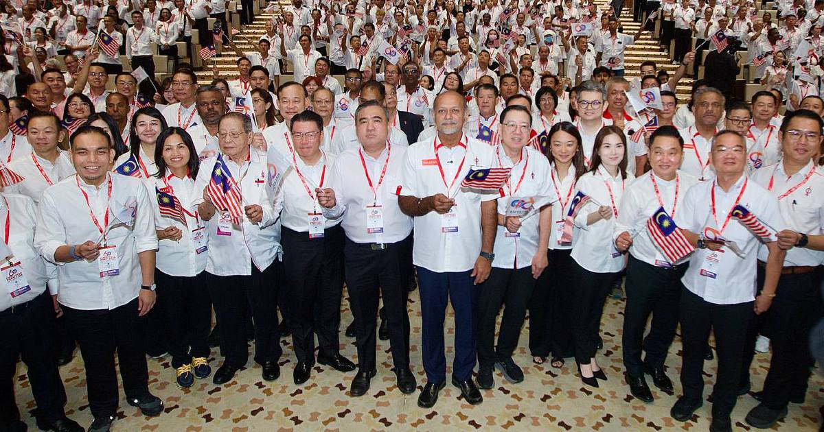 DAP Must Break Silence on Government Scandals, Says Women's Wing Legal Chief