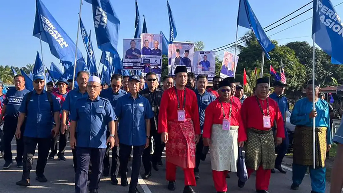 Muhyiddin Rallies Perikatan Nasional Base as Bukit Kepong Campaign Intensifies
