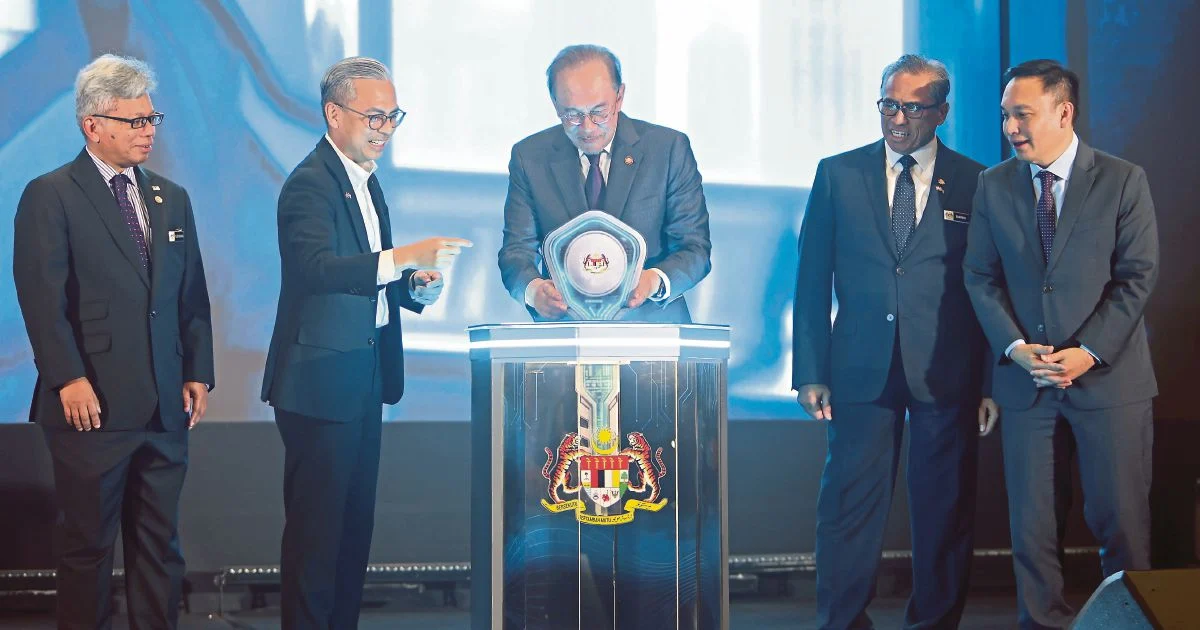 Malaysia Must Pivot Security Strategy to Counter Evolving Threats Beyond Traditional Forces