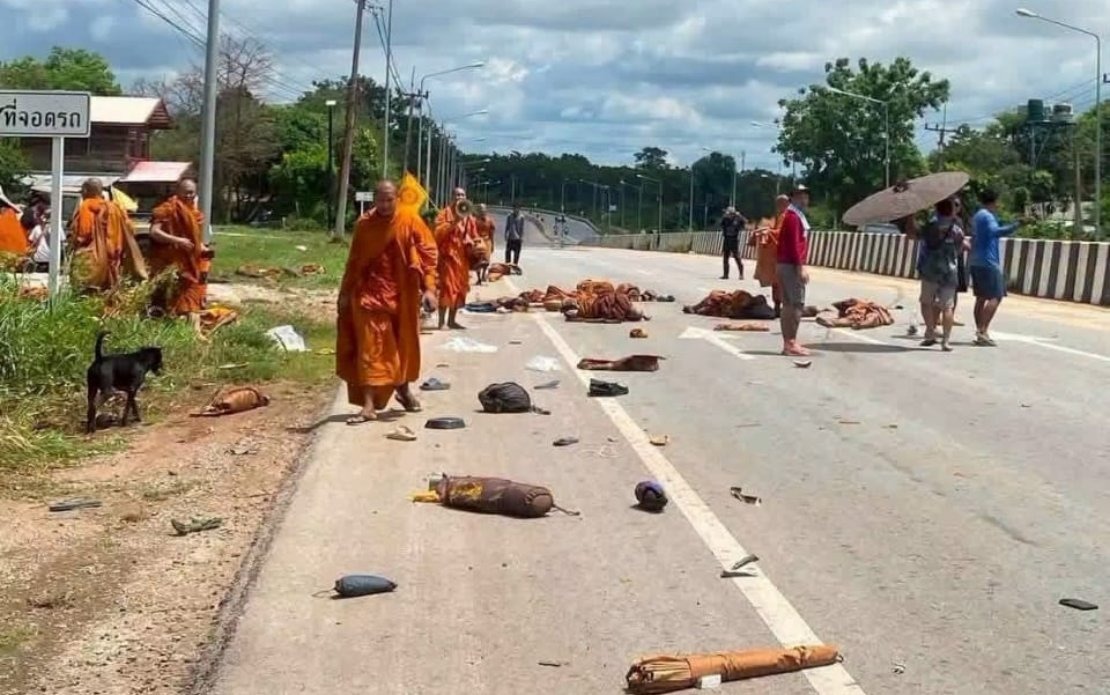 Eight Buddhist Monks Killed in Thailand Truck Crash During Religious Pilgrimage