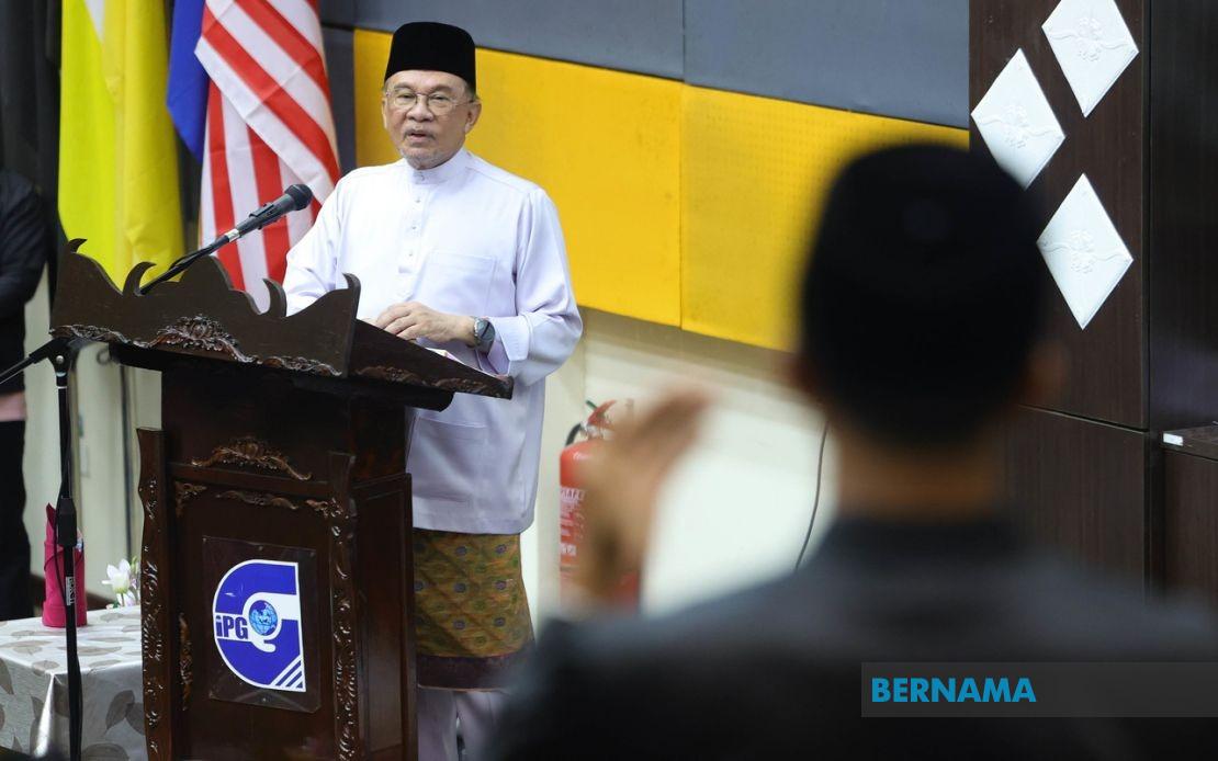 Malaysia Must Develop Technologically Advanced Teachers Grounded in Ethics, Says PM Anwar