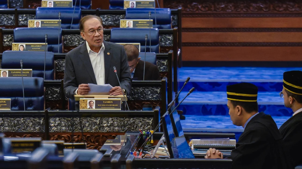 PM Anwar Denies Ordering Cancellation of Johor Felda Settlers' Day Event