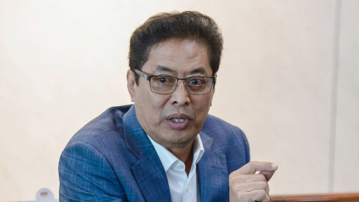 MPs demand public disclosure of investigation into Azam Baki shareholding claims