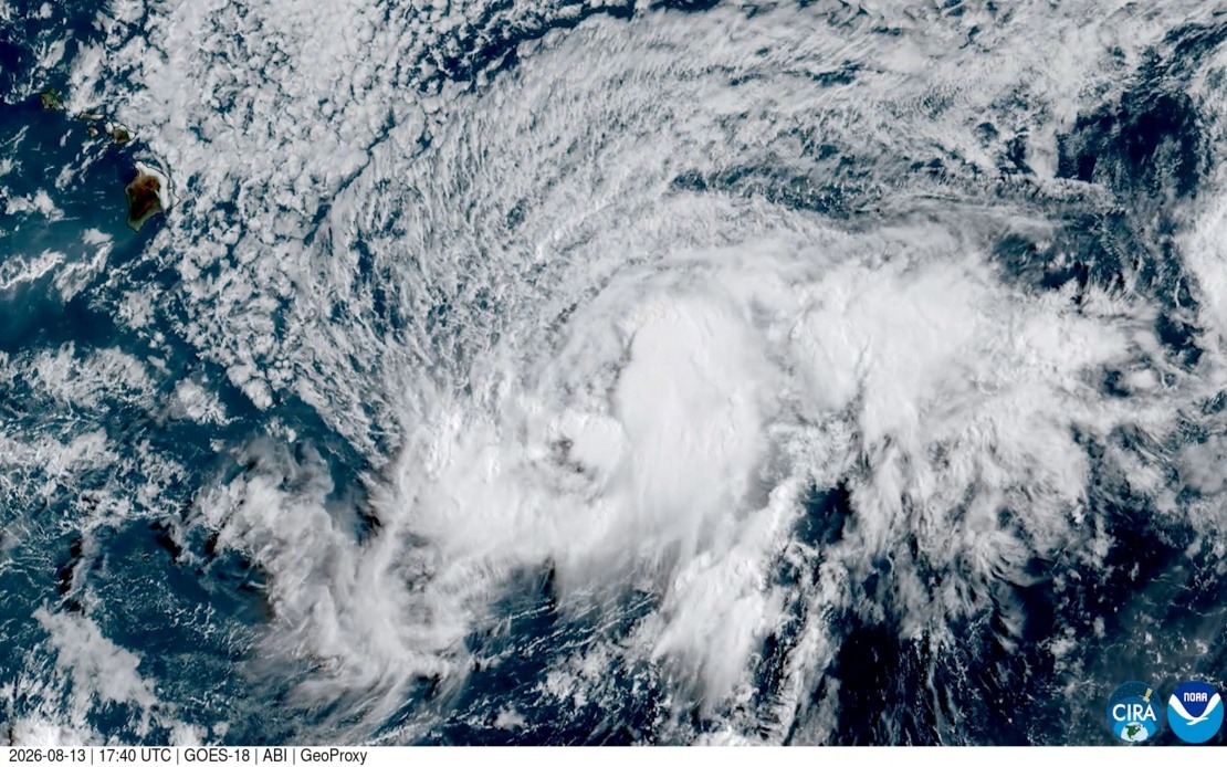 Hawaii's Big Island Braces for First Hurricane Landfall in 153 Years as Tropical Storm Lala Intensifies
