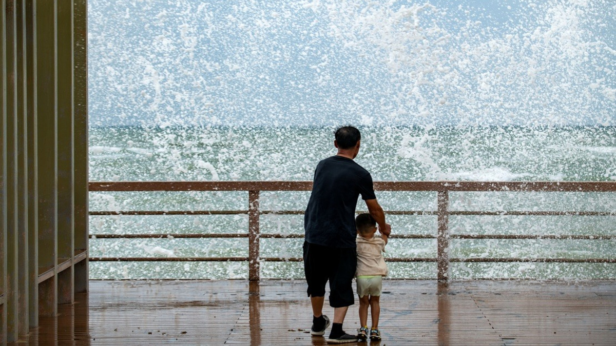 Typhoon Maysak Batters China's Hainan Island, Shutting Down Transport Networks